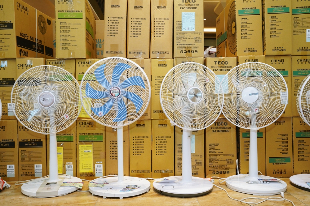 富奕家電聯合特賣會 新竹湖口限時開跑！家電、寢具、鍋具、行李箱全面優惠，會員再抽 iPhone 16！