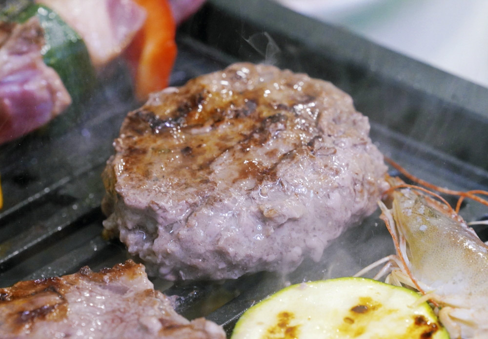 愛上新鮮聖凱師澎派牛多多烤肉組 海陸全包,宅在家享受豐盛烤肉料理 8 愛上新鮮聖凱師澎派牛多多烤肉組 海陸全包,宅在家享受豐盛烤肉料理