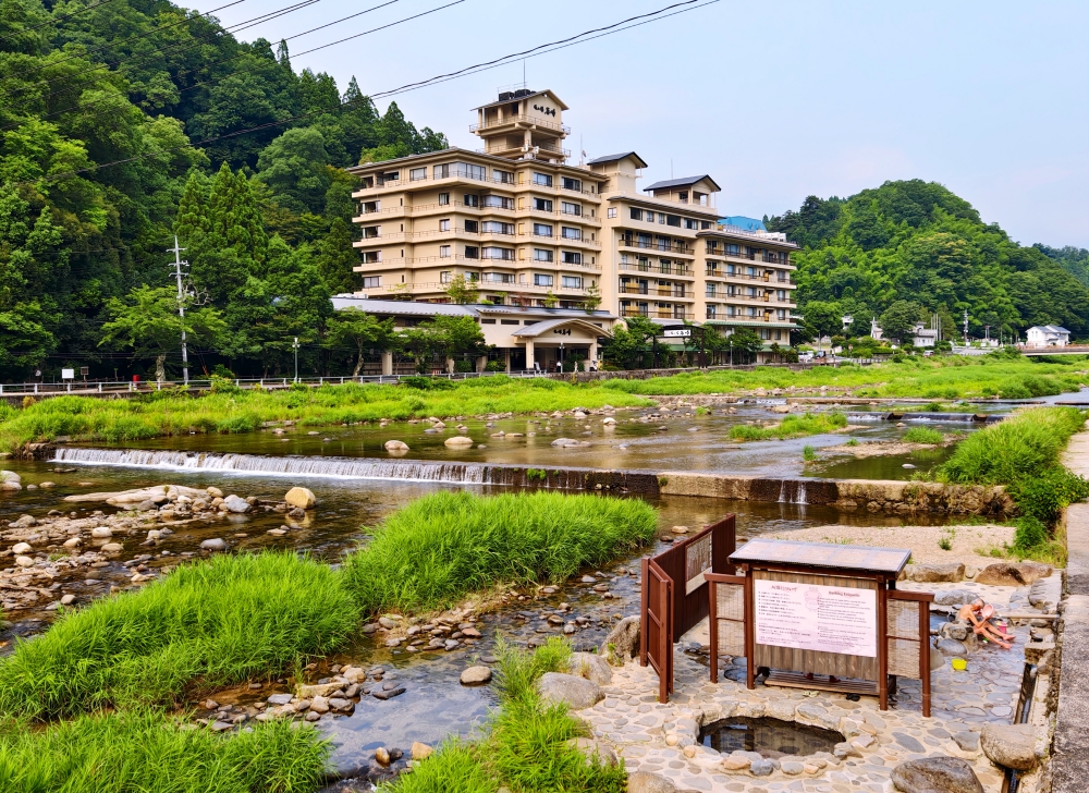 鳥取三大名湯：濱村溫泉、三朝溫泉、皆生溫泉，從足湯到海景露天浴池，鳥取三大溫泉的魅力體驗