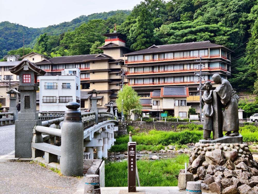 鳥取三大名湯：濱村溫泉、三朝溫泉、皆生溫泉，從足湯到海景露天浴池，鳥取三大溫泉的魅力體驗