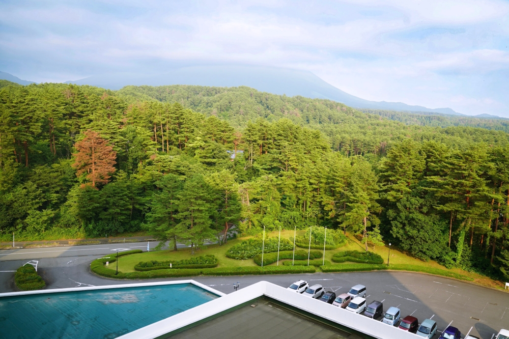 鳥取大山周邊景點：植田正治寫真美術館、久米櫻酒造、大山桝水高原、大山牧場牛奶故鄉、日本名池大城池、大山美居溫泉度假酒店