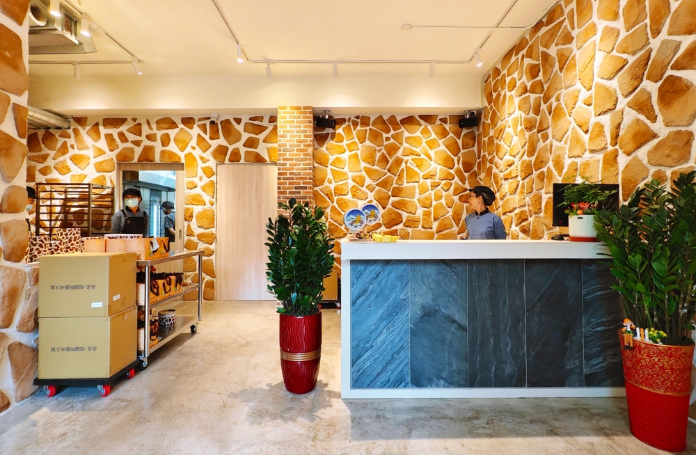 短腿ㄚ鹿礁溪店開箱｜限定起司曲奇餅「酥、鬆、化」太好吃！伴手禮控必收