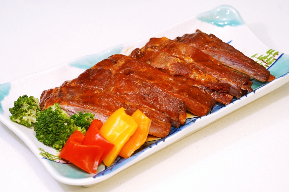 【 宅配年菜推薦 】一桌到位的團圓滋味｜愛上新鮮 × 吳秉承「承福滿堂團圓宴」年菜開箱