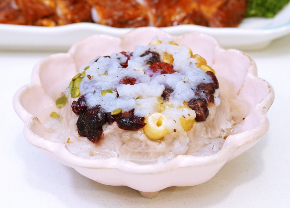 【 宅配年菜推薦 】一桌到位的團圓滋味｜愛上新鮮 × 吳秉承「承福滿堂團圓宴」年菜開箱