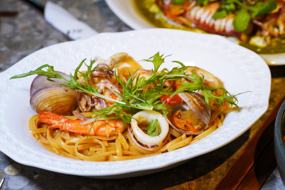 捷運科技大樓站美食 nul Taipei 歐陸餐廳小酒館：在獨立音樂空間品嚐創意餐酒料理